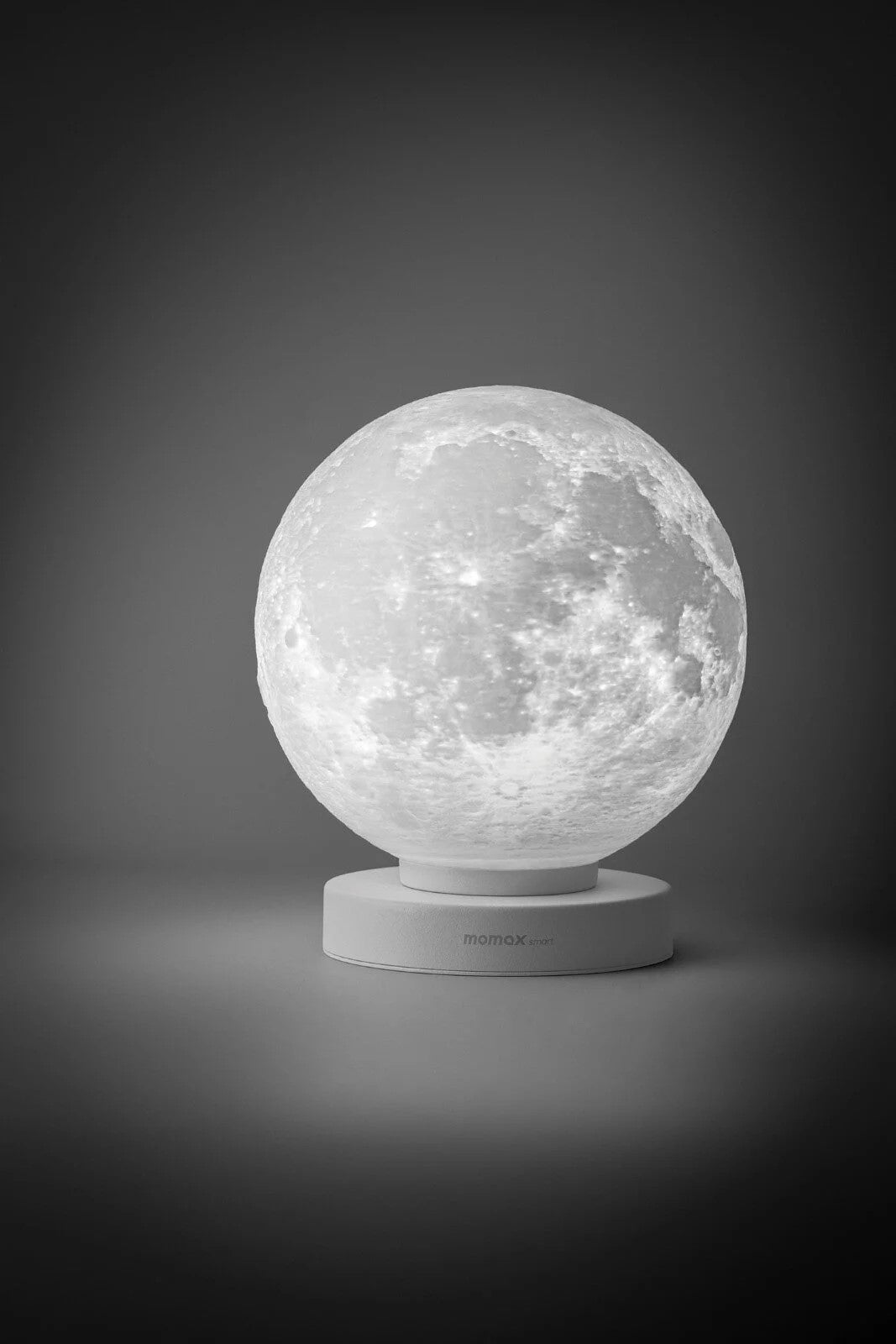 Momax IL2S Moon IoT 智能月球燈